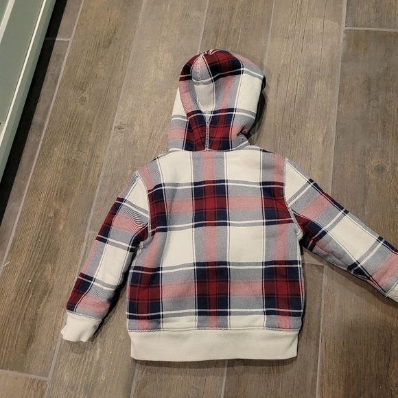 Excellent used condition boys 4T fleece lined zip up hoodie - Picture 2 of 4